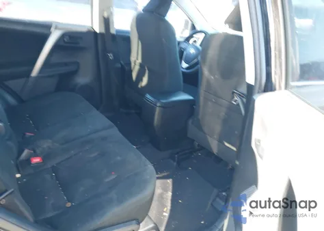 2015 Toyota Rav4 Le z USA, uszkodzony, nr VIN 2T3ZFREV6FW138516